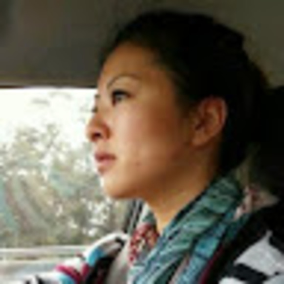 Meet your Posher, Kim - Picture 1 of 1